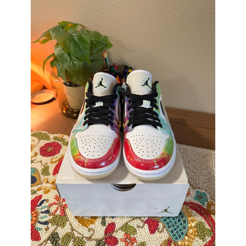 Women's Jordan 1 Low Multicolor Galaxy White Black Patent Leather CW7310 909 - Picture 3 of 9